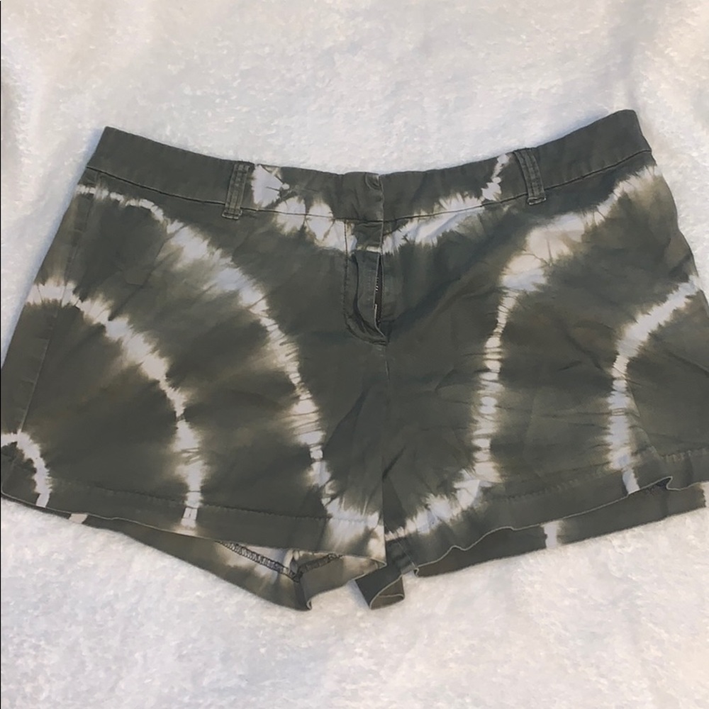New York & Company Tie-Dye Shorts Green